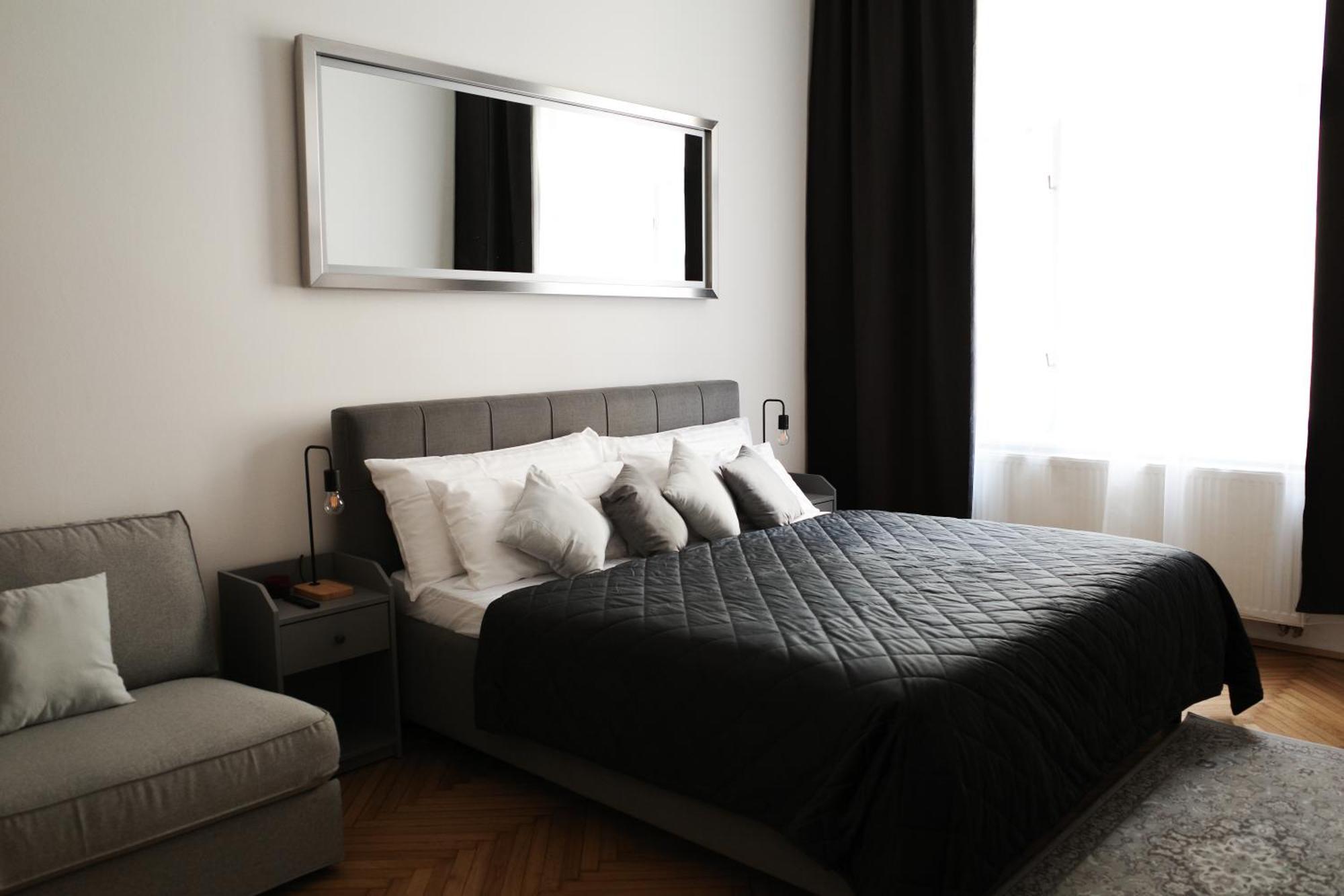 Apartment Dusni Superior Prague Exterior photo